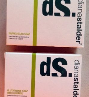 2 DS Glutathione Papaya kojc soap new 2 DS Glutathione Papaya kojc soap new